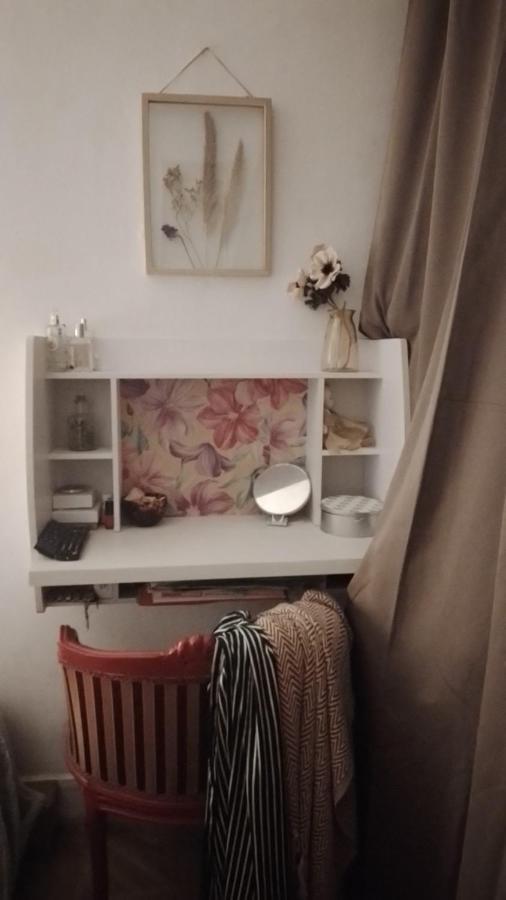 Charmante Chambre Spacieuse Et Lumineuse Париж Екстериор снимка